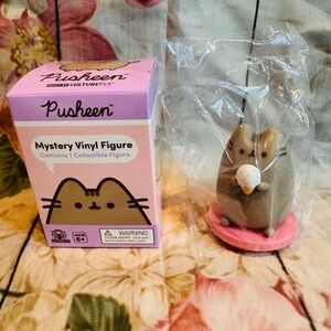 New Pusheen Vinyl Figure "Ice Cream" (Comes with box)